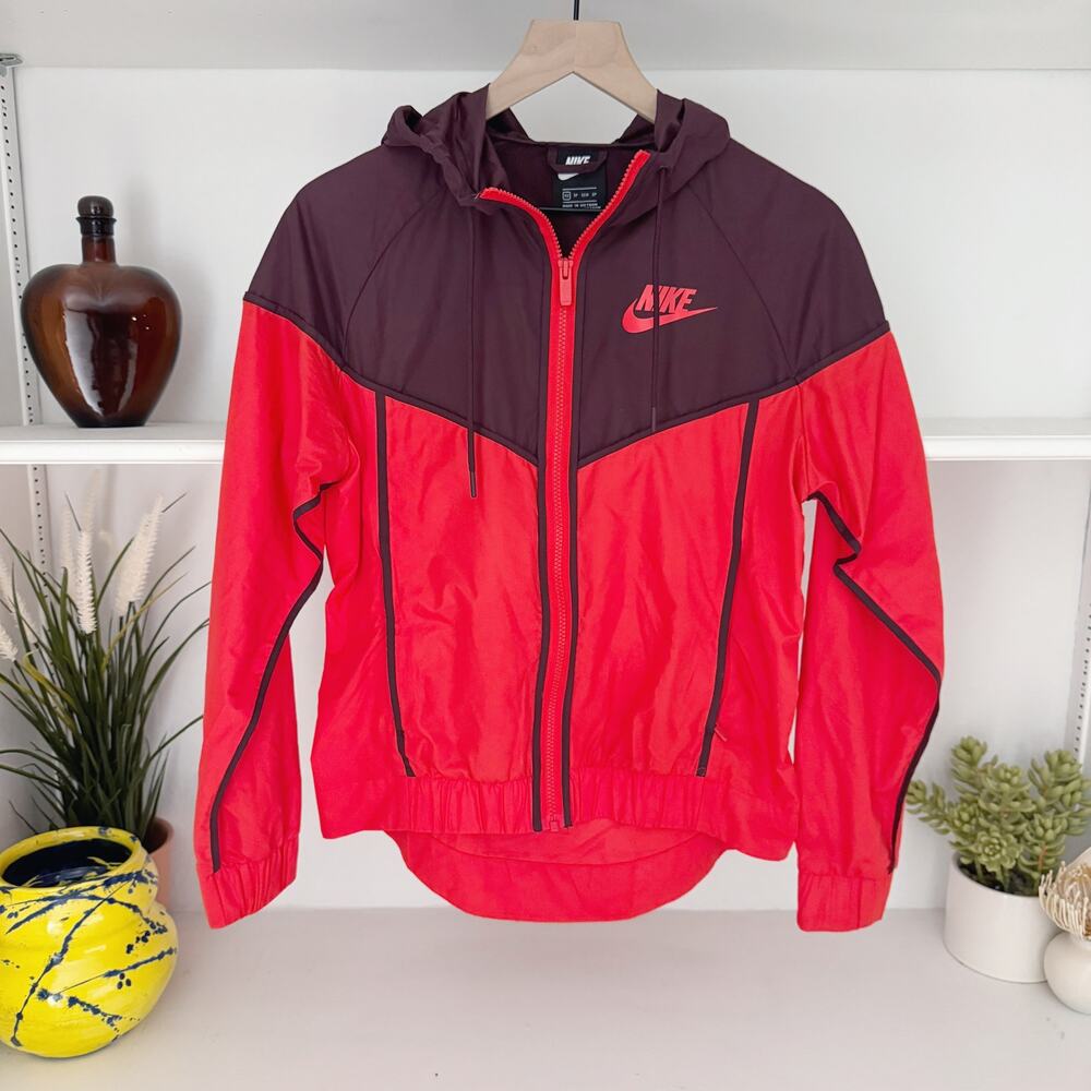 Nike Windrunner Full Zip Lightweight Windbreaker Jacket Size XS